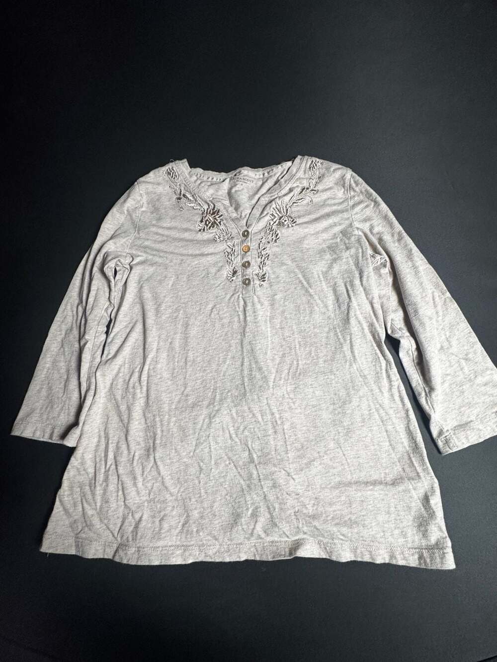 Laura Scott Embroidered Henley Shirt Size M
